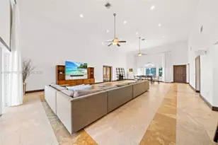 9461 SW 128th St, Miami, FL 33176 - Photo 4