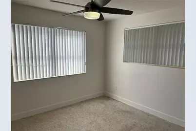 4725 NW 4th St #Front, Miami, FL 33126 - Photo 10