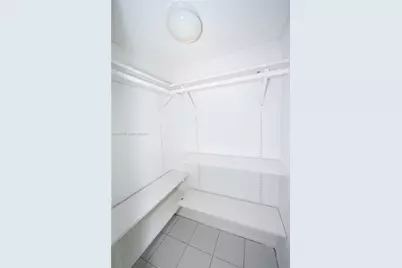 16950 W Dixie Hwy #B320, North Miami Beach, FL 33160 - Photo 10