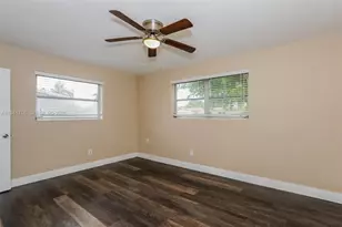 231 SW 71st Terrace, Pembroke Pines, FL 33023 - Photo 8