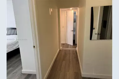 545 NE 111th St, Miami, FL 33161 - Photo 24