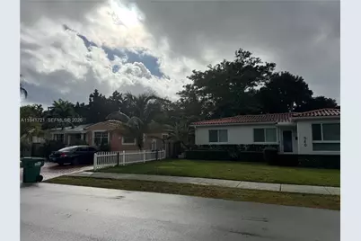 545 NE 111th St, Miami, FL 33161 - Photo 26