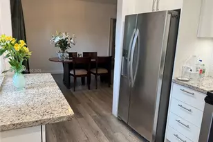 545 NE 111th St, Miami, FL 33161 - Photo 8