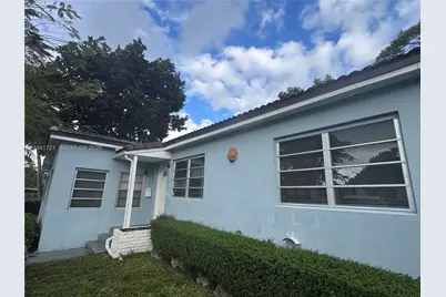 545 NE 111th St, Miami, FL 33161 - Photo 2