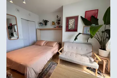 185 SW 7th St #2006, Miami, FL 33130 - Photo 4