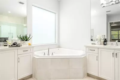 7969 Wildflower Shores Dr, Delray Beach, FL 33446 - Photo 34