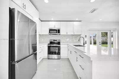 20030 Island Rd, Cutler Bay, FL 33189 - Photo 4