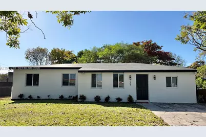644 NW 146th St #644, Miami, FL 33168 - Photo 4