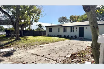 644 NW 146th St #644, Miami, FL 33168 - Photo 2