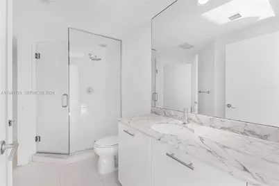 55 SE 6 St #1202, Miami, FL 33131 - Photo 24