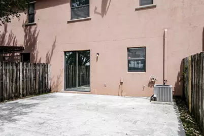 457 SE 37th Pl, Homestead, FL 33033 - Photo 14