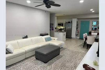 75 Gulfstream Rd #211B, Dania Beach, FL 33004 - Photo 10