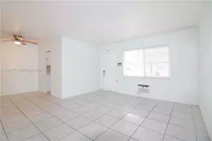 712 NE 8th St, Hallandale Beach, FL 33009 - Photo 2
