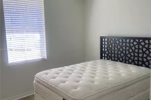 8933 NW 107 Ct, Doral, FL 33178 - Photo 14