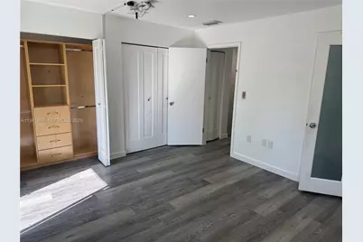 11163 NW 7th St #104, Miami, FL 33172 - Photo 26