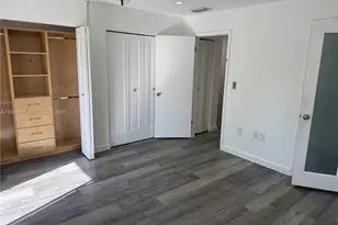 11163 NW 7th St, Miami, FL 33172 - Photo 26