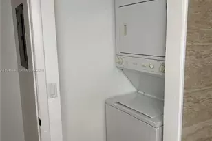 10027 Winding Lake Rd, Sunrise, FL 33351 - Photo 10