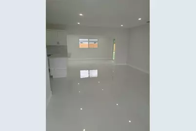 4315 SW 98th Ave, Miami, FL 33165 - Photo 6