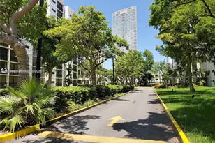 17021 N Bay Rd, Sunny Isles Beach, FL 33160 - Photo 18