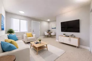 426 NW 13th Ave, Miami, FL 33125 - Photo 16