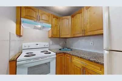 426 NW 13th Ave #1, Miami, FL 33125 - Photo 10