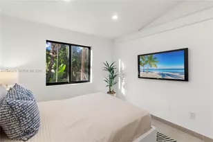 435 W 43rd St, Miami Beach, FL 33140 - Photo 24
