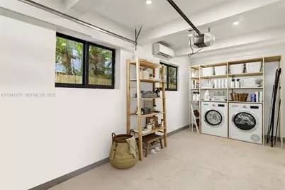 435 W 43rd St, Miami Beach, FL 33140 - Photo 26