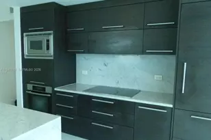 900 Biscayne Blvd, Miami, FL 33132 - Photo 8