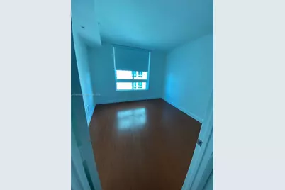 1900 N Bayshore Dr #3717, Miami, FL 33132 - Photo 4