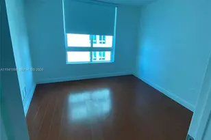 1900 N Bayshore Dr, Miami, FL 33132 - Photo 4