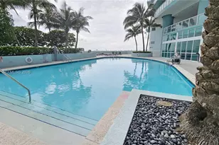 1900 N Bayshore Dr, Miami, FL 33132 - Photo 18