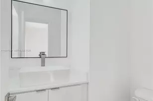 4631 E 8th Ct, Hialeah, FL 33013 - Photo 40