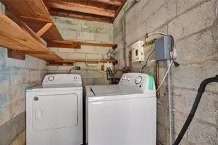 4631 E 8th Ct, Hialeah, FL 33013 - Photo 42