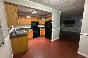 2826 Van Buren St, Hollywood, FL 33020 - Photo 18