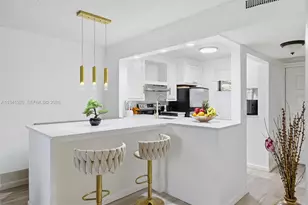 5501 Lakeside Dr, Margate, FL 33063 - Photo 8