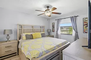 5501 Lakeside Dr, Margate, FL 33063 - Photo 16