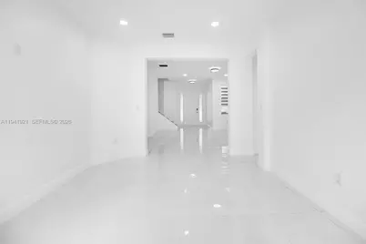 8159 NW 116th Ct, Doral, FL 33178 - Photo 8