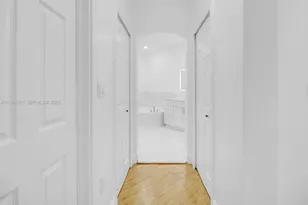 8159 NW 116th Ct, Doral, FL 33178 - Photo 16