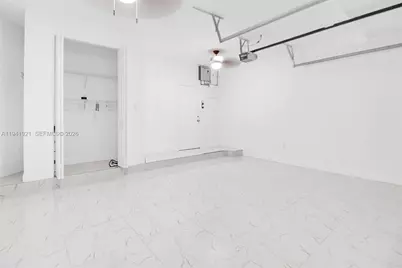 8159 NW 116th Ct, Doral, FL 33178 - Photo 12