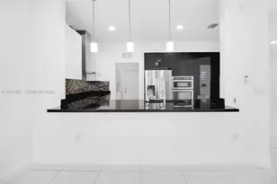 8159 NW 116th Ct, Doral, FL 33178 - Photo 2