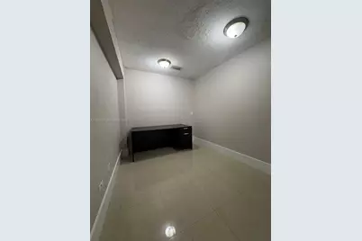 3221 SW 107th Ave, Miami, FL 33165 - Photo 8