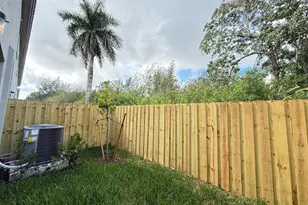 234 SE 10th Ct, Florida City, FL 33034 - Photo 28