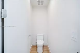 700 NE 24th St, Miami, FL 33137 - Photo 22