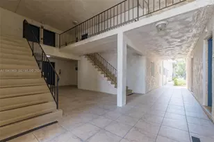 8605 SW 68th Ct, Pinecrest, FL 33156 - Photo 8