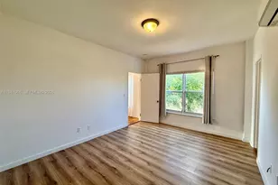 4035 N Meridian Ave, Miami Beach, FL 33140 - Photo 22