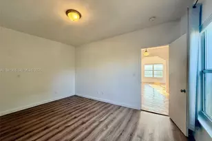 4035 N Meridian Ave, Miami Beach, FL 33140 - Photo 18