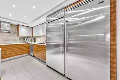 8877 Collins Ave #PH-2, Surfside, FL 33154 - Photo 10