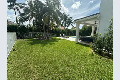 1063 Sunflower Cir, Weston, FL 33327 - Photo 6