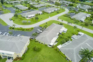 2400 Malayan Dr, Delray Beach, FL 33445 - Photo 30