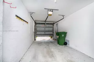 2296 NW 171st Terrace, Pembroke Pines, FL 33028 - Photo 24